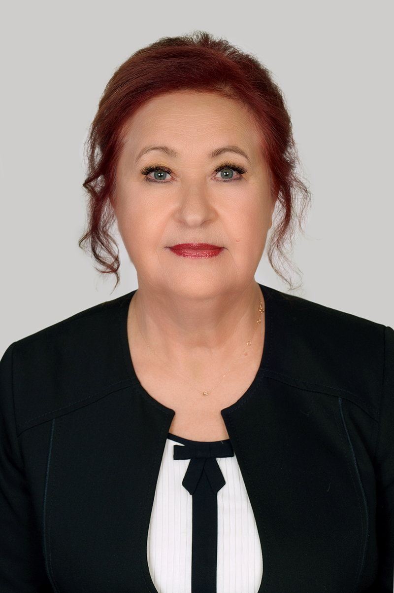 Луценко Любовь Ивановна.