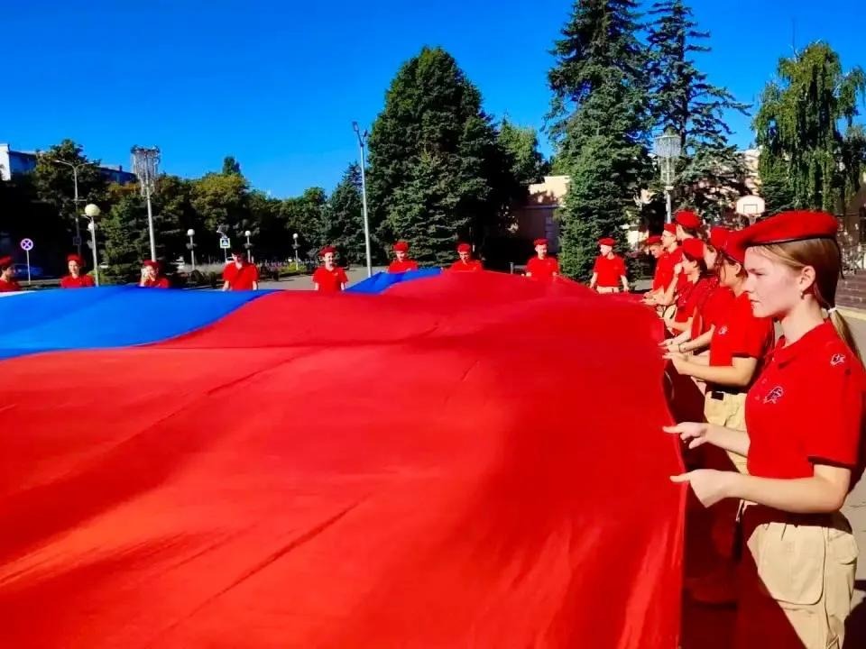 С праздником, Россия!.